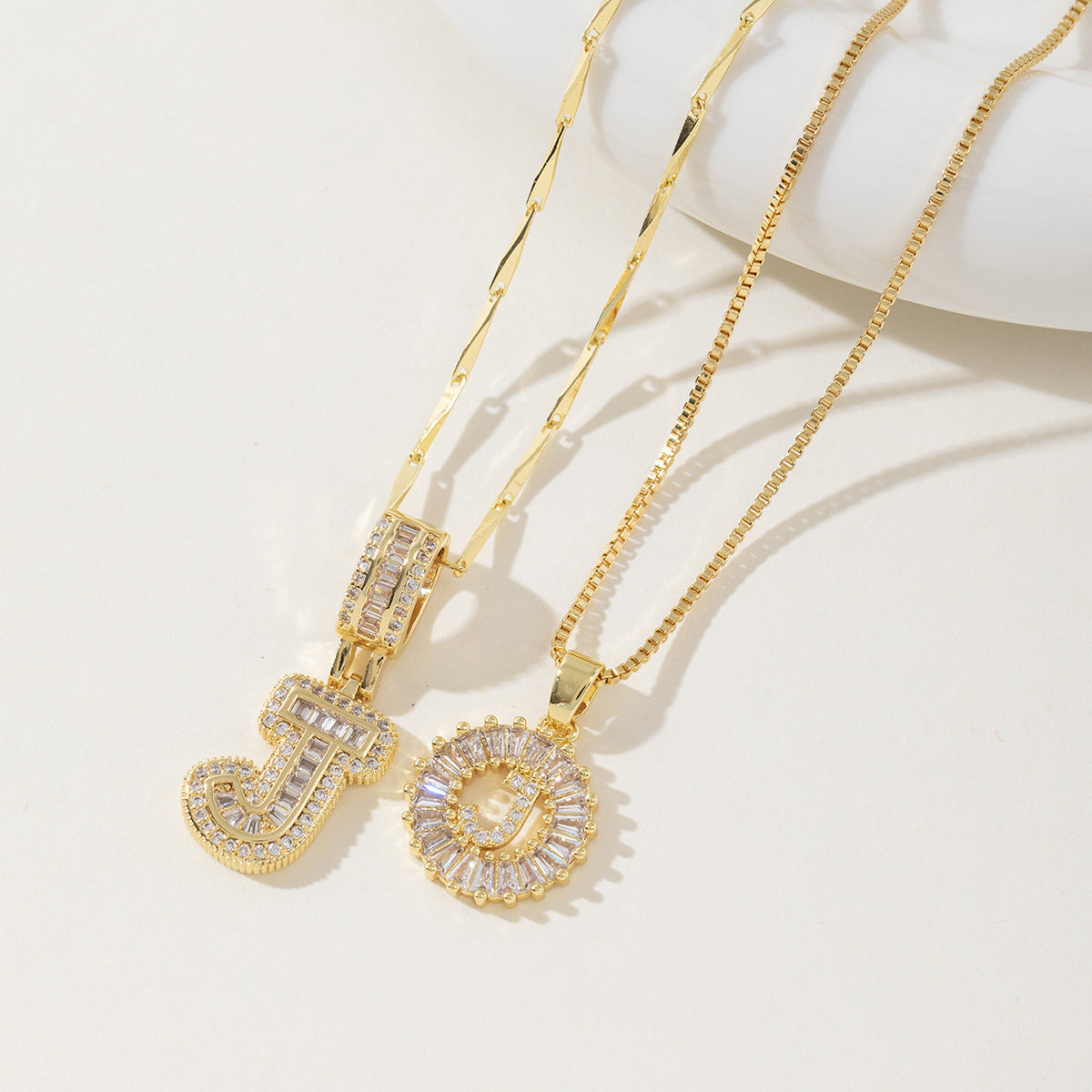 Collar de letras (Compre uno y llévese otro gratis)