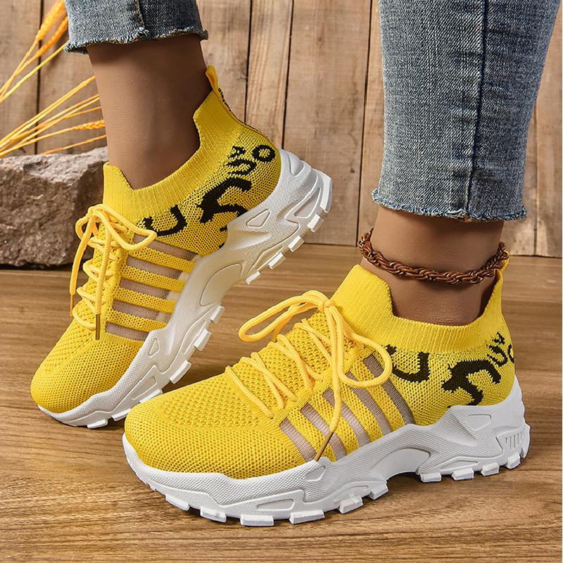 Zapatillas_de_plataforma_amarillas_3