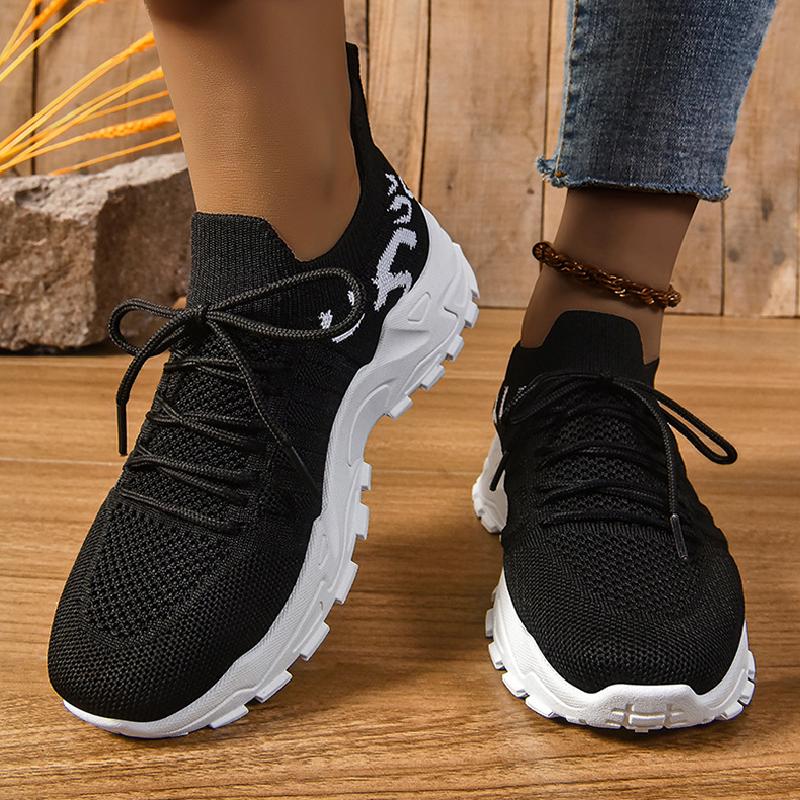 Zapatillas_negras_de_plataforma_3