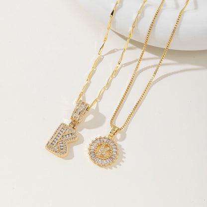 Collar de letras (Compre uno y llévese otro gratis)