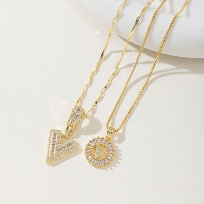 Collar de letras (Compre uno y llévese otro gratis)