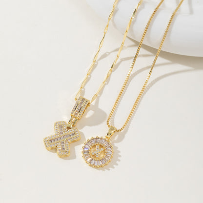 Collar de letras (Compre uno y llévese otro gratis)