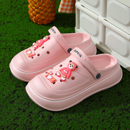 Un_par_de_Crocs_rosas_1