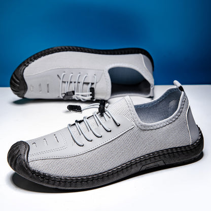 Un_par_de_zapatos_casuales_de_color_gris_claro_2