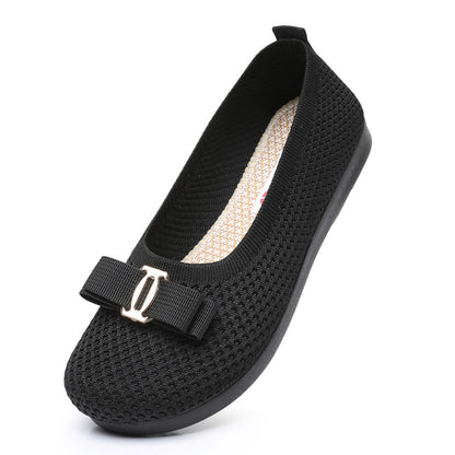 Un_par_de_zapatos_de_punto_negros_4