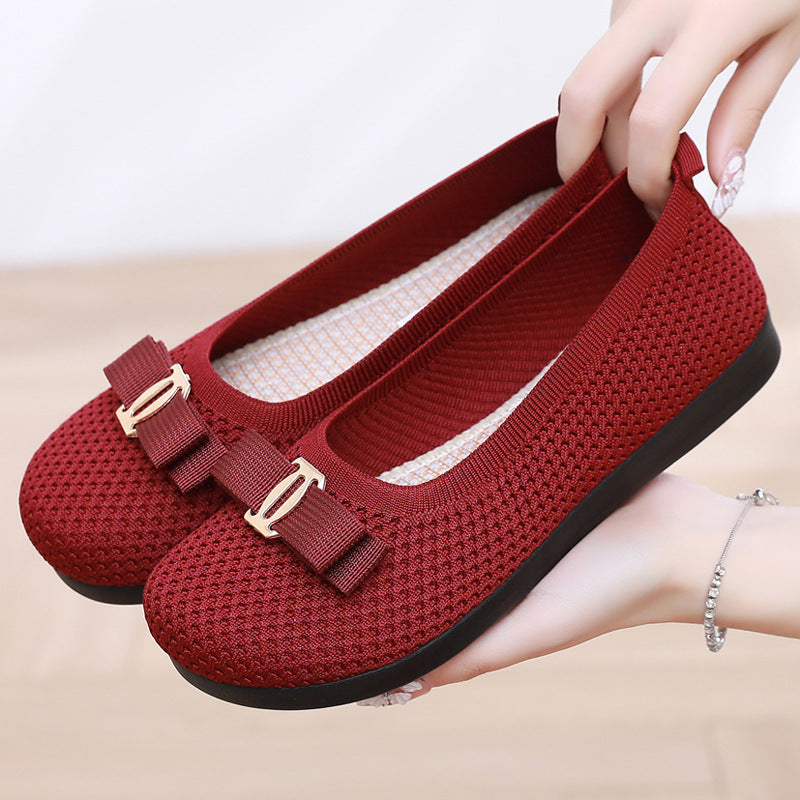 Un_par_de_zapatos_de_punto_rojos_1